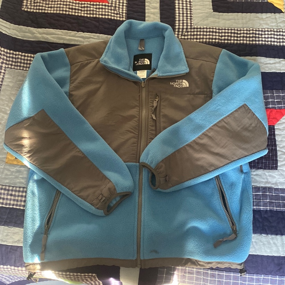The North Face Denali jacket in light blue. Size Women’s Large.